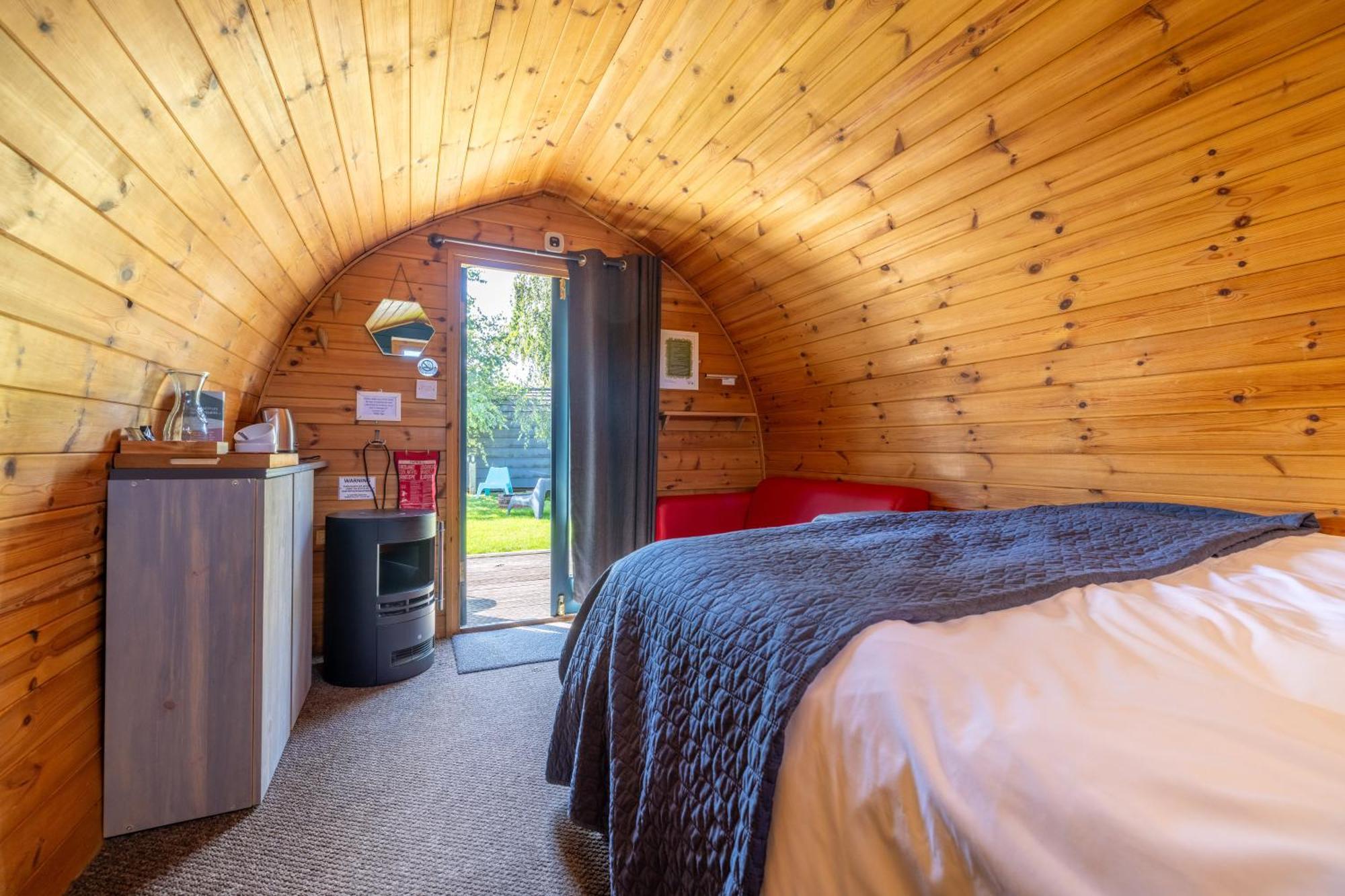 The Little Hide - Adult Only Camping Pods Wigginton  Екстериор снимка