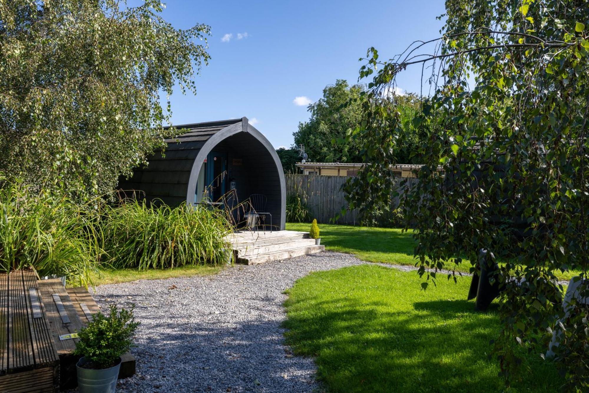 The Little Hide - Adult Only Camping Pods Wigginton  Екстериор снимка