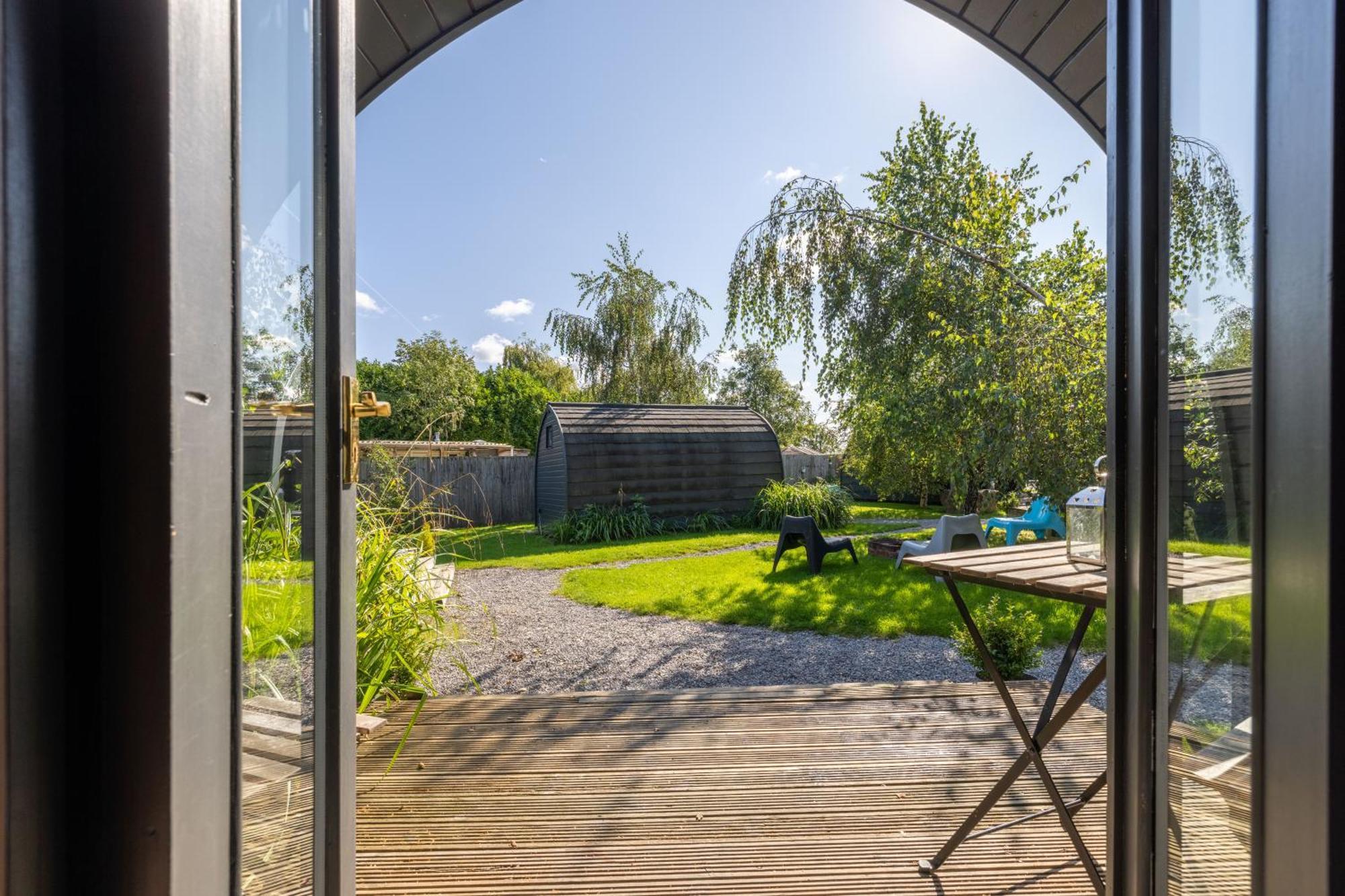 The Little Hide - Adult Only Camping Pods Wigginton  Екстериор снимка