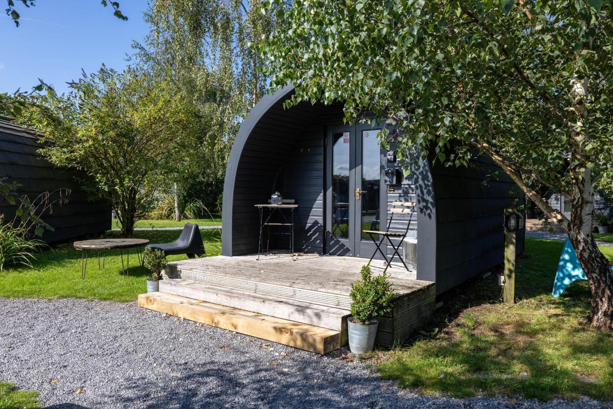 The Little Hide - Adult Only Camping Pods Wigginton  Екстериор снимка