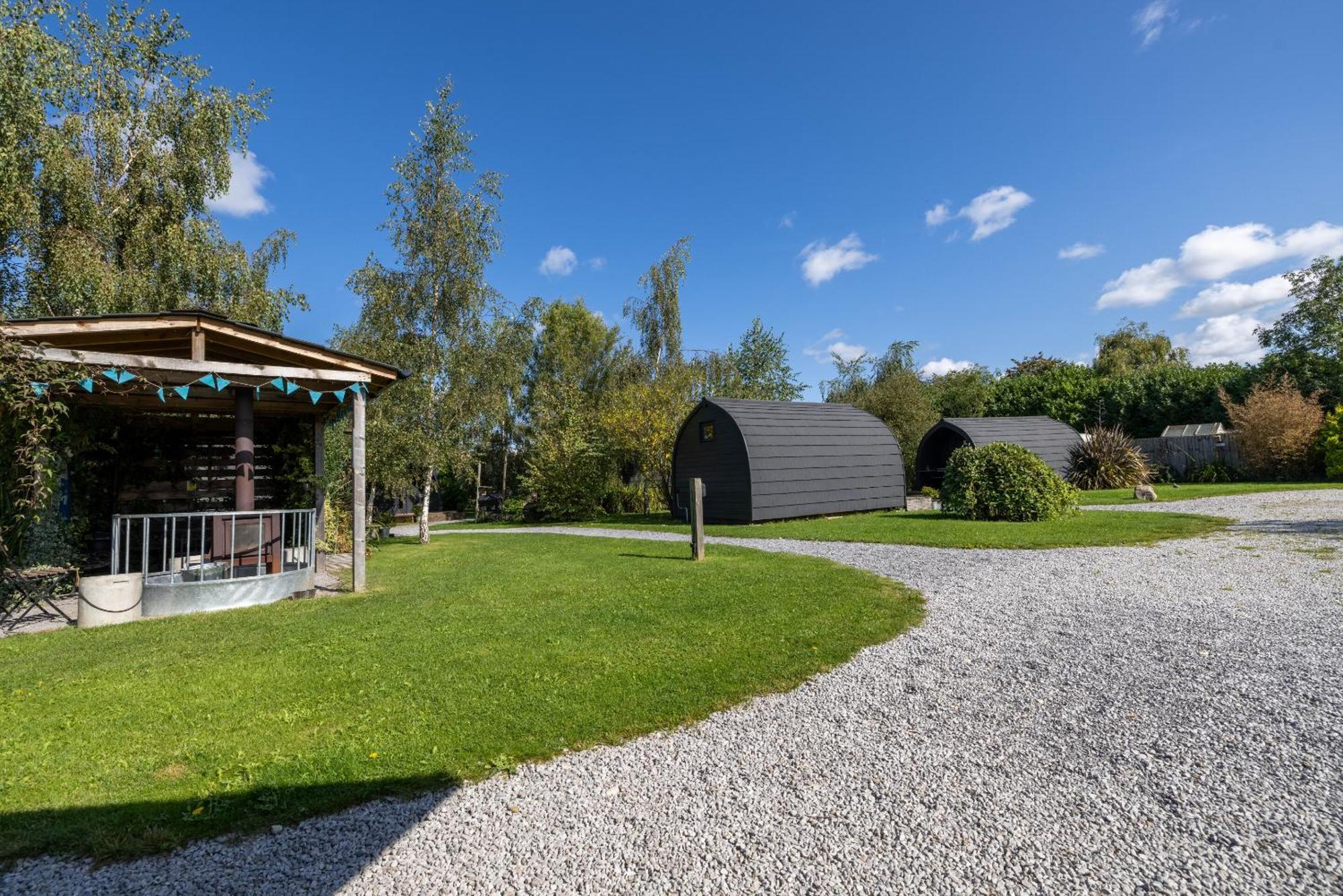 The Little Hide - Adult Only Camping Pods Wigginton  Екстериор снимка